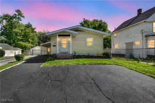 5944 West Avenue, Ashtabula, OH 44004