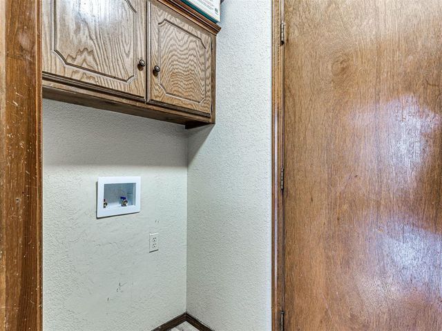 8712 Oakridge Drive, Midwest City, OK 73110