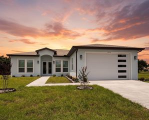 1215 RIO DE JANEIRO AVENUE, Punta Gorda, FL 33983