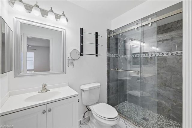 827 SW 29th TER, Cape Coral, FL 33914