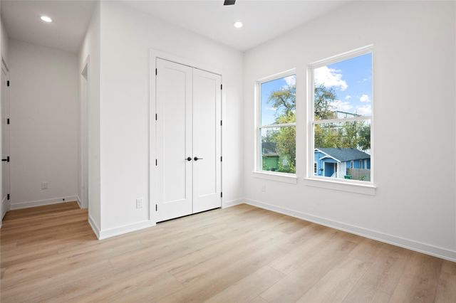 2409 Stuart Street, Houston, TX 77004