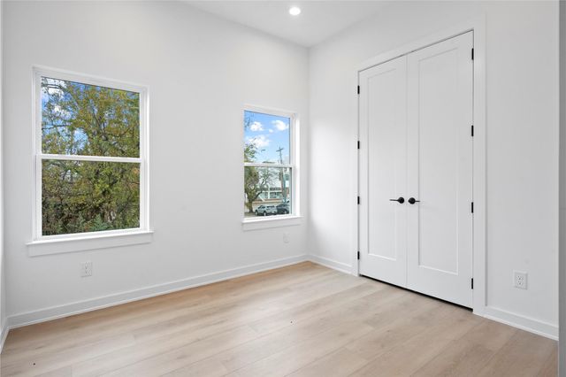 2409 Stuart Street, Houston, TX 77004