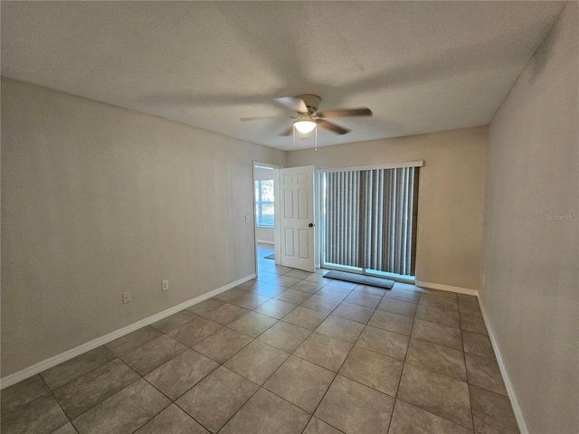 8200 FAIRWAYS CIRCLE B102, Ocala, FL 34472