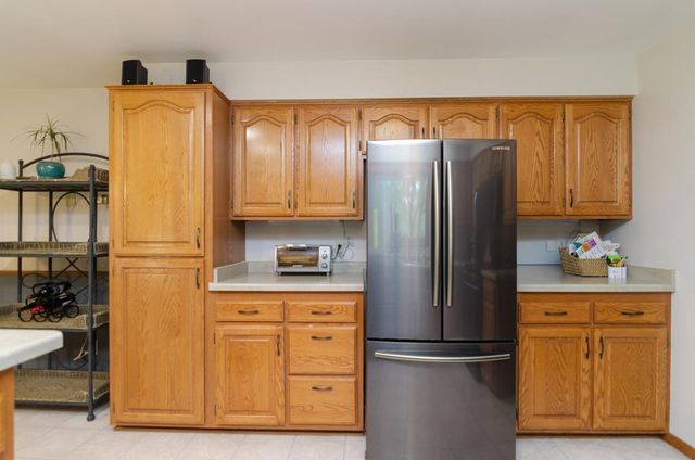 600 HARVARD DRIVE, Neenah, WI 54956