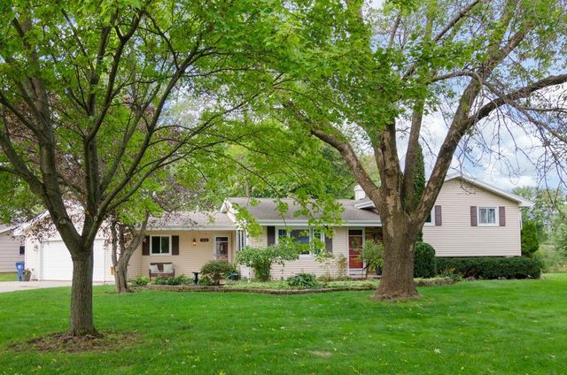 600 HARVARD DRIVE, Neenah, WI 54956