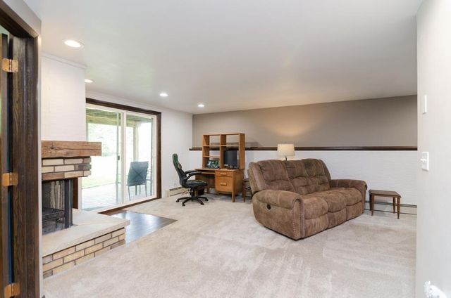600 HARVARD DRIVE, Neenah, WI 54956