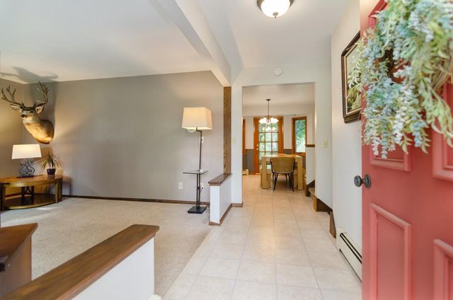 600 HARVARD DRIVE, Neenah, WI 54956