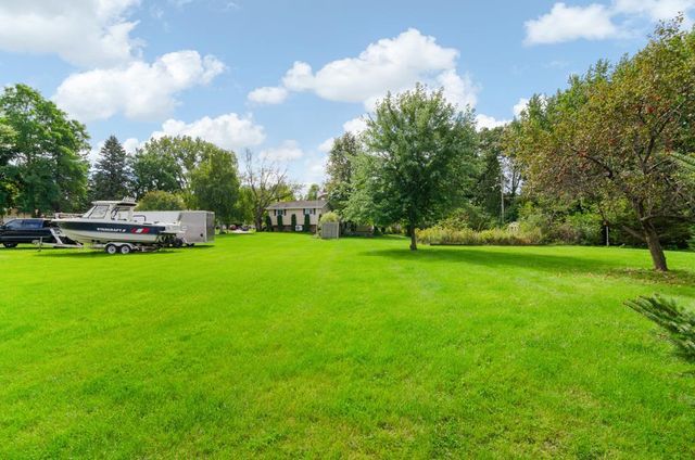 600 HARVARD DRIVE, Neenah, WI 54956