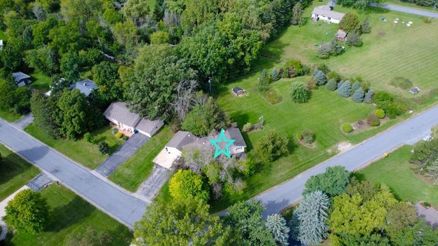 600 HARVARD DRIVE, Neenah, WI 54956