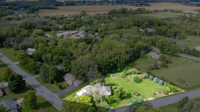 600 HARVARD DRIVE, Neenah, WI 54956