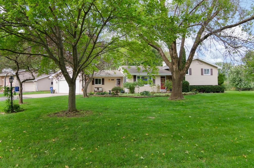 600 HARVARD DRIVE, Neenah, WI 54956