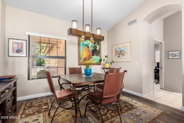 9286 W BEHREND Drive, Peoria, AZ 85382