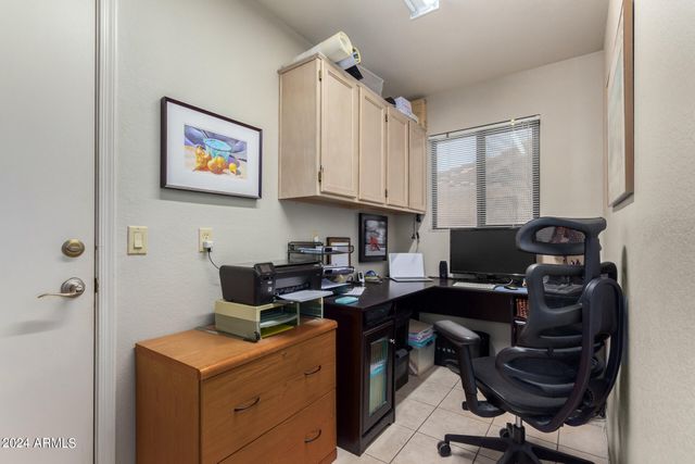 9286 W BEHREND Drive, Peoria, AZ 85382