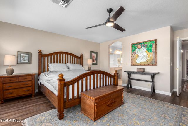 9286 W BEHREND Drive, Peoria, AZ 85382