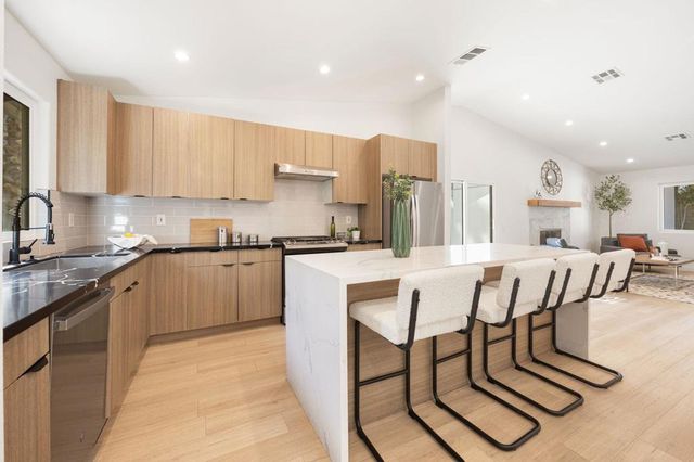 2900 N Cypress Road, Palm Springs, CA 92262