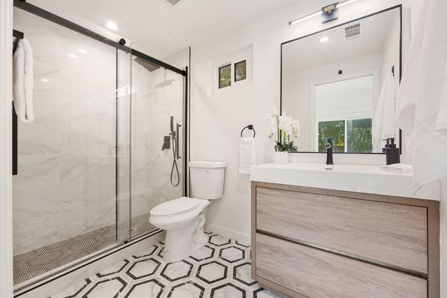 2900 N Cypress Road, Palm Springs, CA 92262