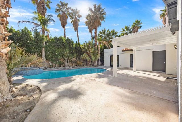 2900 N Cypress Road, Palm Springs, CA 92262