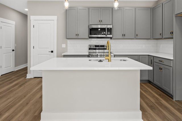 5334 Jury Lane, North Charleston, SC 29406