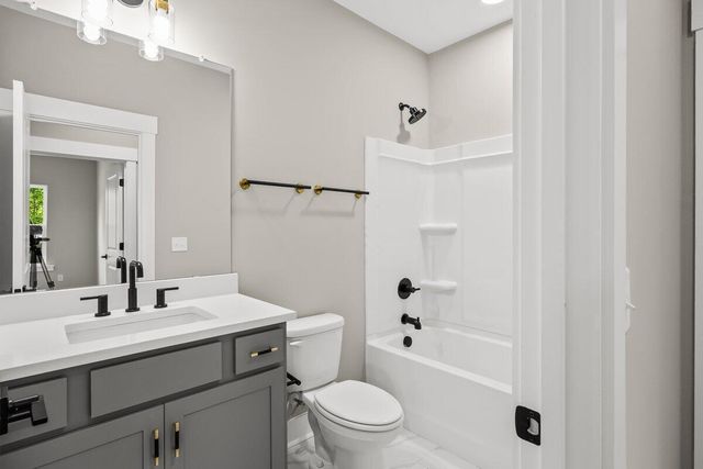 5334 Jury Lane, North Charleston, SC 29406