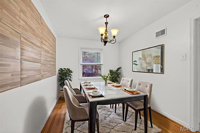 9406 Pattonwood Drive, St Louis, MO 63136