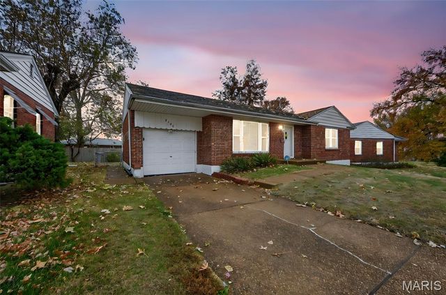 9406 Pattonwood Drive, St Louis, MO 63136