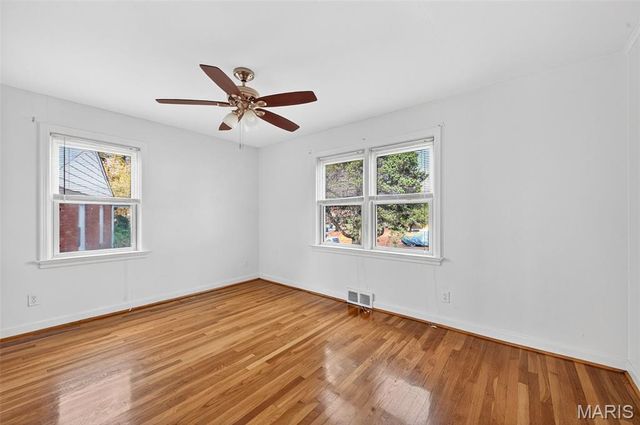 9406 Pattonwood Drive, St Louis, MO 63136