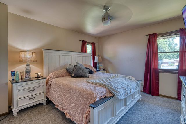 10515 Olivia Street, Evansville, IN 47712