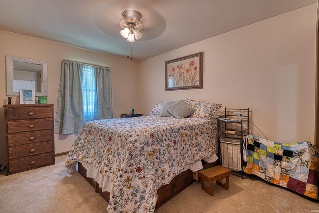 10515 Olivia Street, Evansville, IN 47712