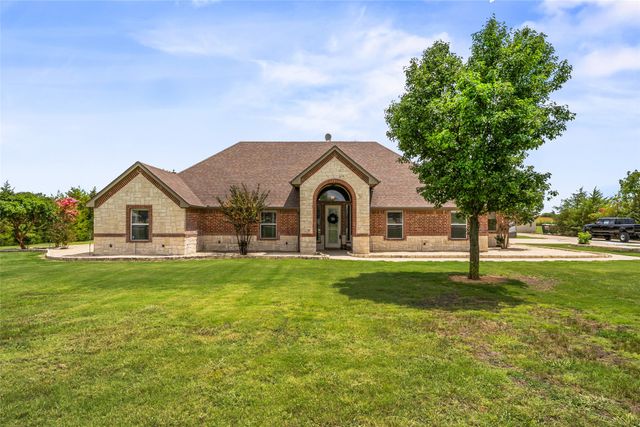 6713 Mustang Trail, Sanger, TX 76266