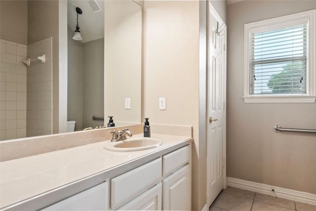 6713 Mustang Trail, Sanger, TX 76266