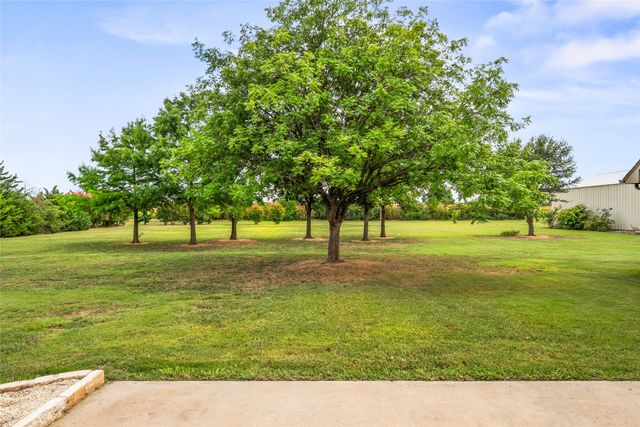 6713 Mustang Trail, Sanger, TX 76266