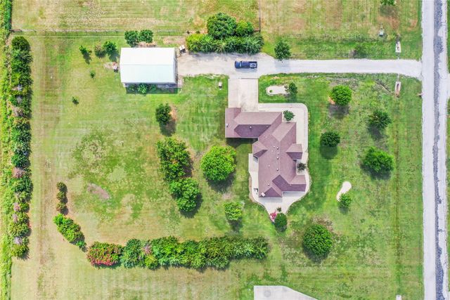 6713 Mustang Trail, Sanger, TX 76266