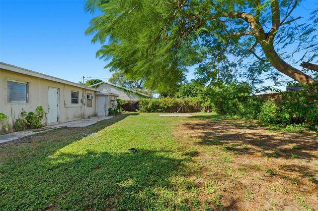 3947 PENSACOLA DRIVE, Lake Worth, FL 33462