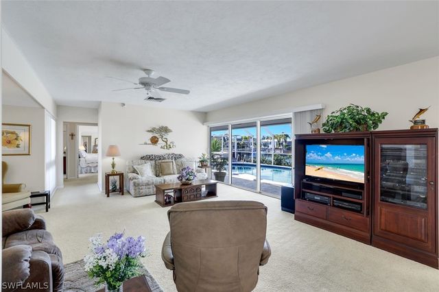 1160 Martinique CT, Marco Island, FL 34145