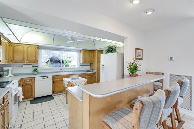 1160 Martinique CT, Marco Island, FL 34145