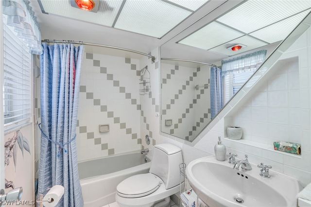 1160 Martinique CT, Marco Island, FL 34145