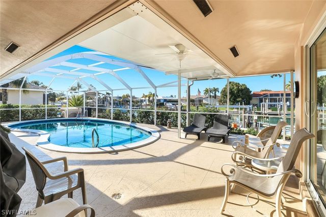 1160 Martinique CT, Marco Island, FL 34145