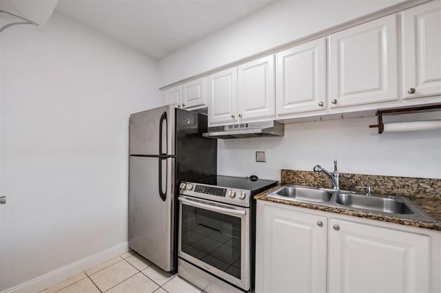 120 S CHURCH AVENUE 206, Tampa, FL 33609