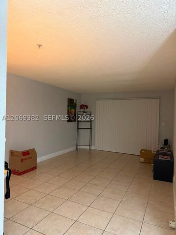 4251 NW 5th St 131, Plantation, FL 33317