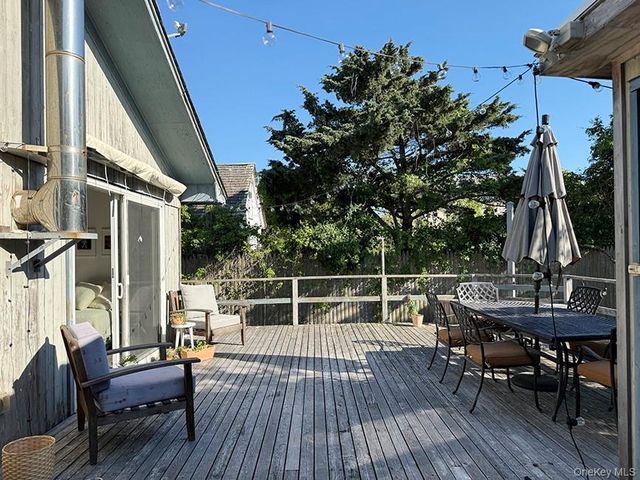 200 Surf, Cherry Grove, NY 11782
