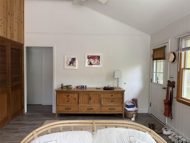 200 Surf, Cherry Grove, NY 11782