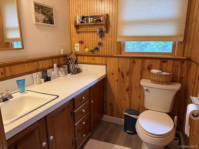 200 Surf, Cherry Grove, NY 11782