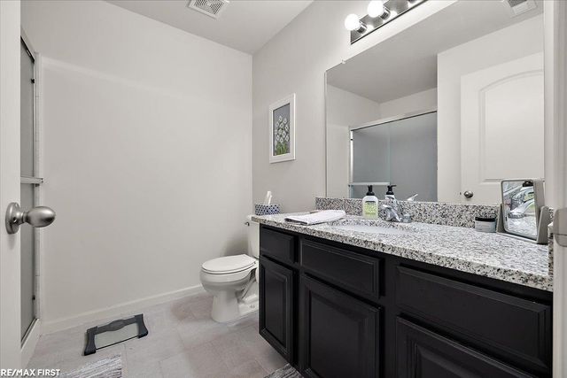 22059 Aberdeen Drive, Macomb Twp, MI 48042