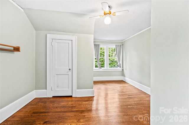 18 Westover Drive, Asheville, NC 28801