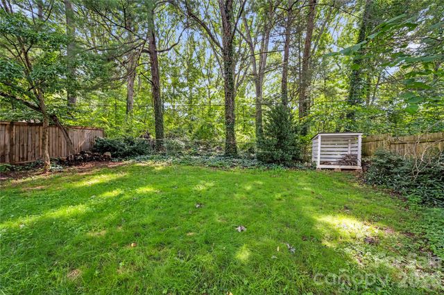 18 Westover Drive, Asheville, NC 28801