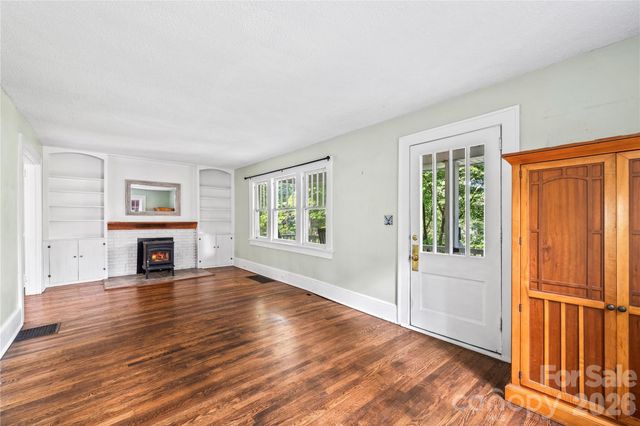 18 Westover Drive, Asheville, NC 28801