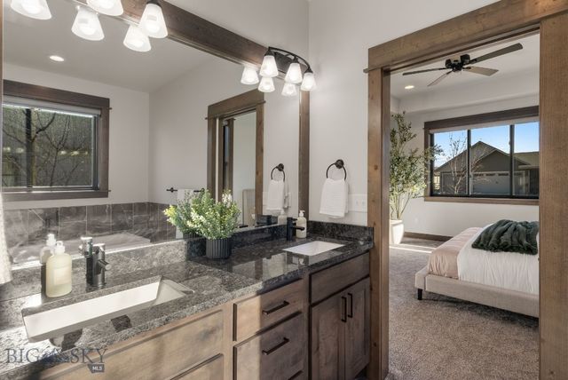 66 Oxbow Lane, Manhattan, MT 59741