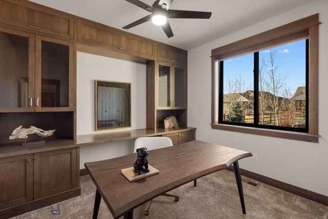 66 Oxbow Lane, Manhattan, MT 59741