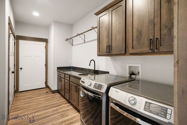 66 Oxbow Lane, Manhattan, MT 59741