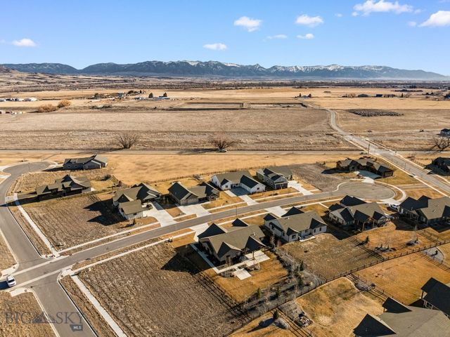 66 Oxbow Lane, Manhattan, MT 59741